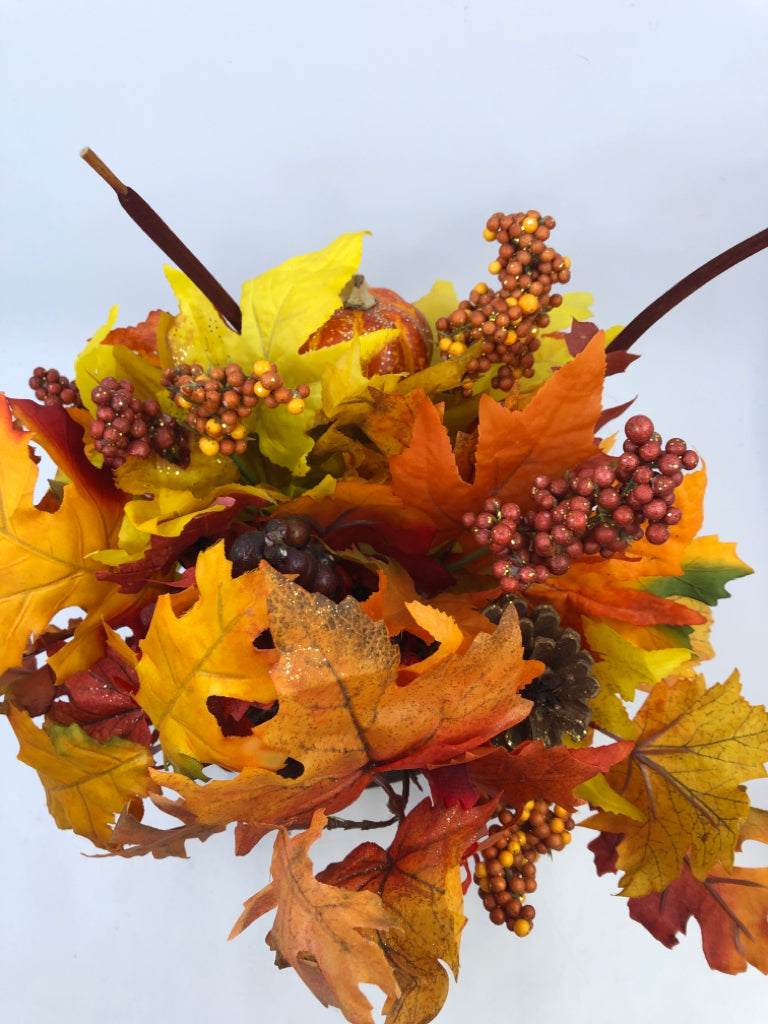 FOOTED FALL FLORAL ARRANGEMENT.