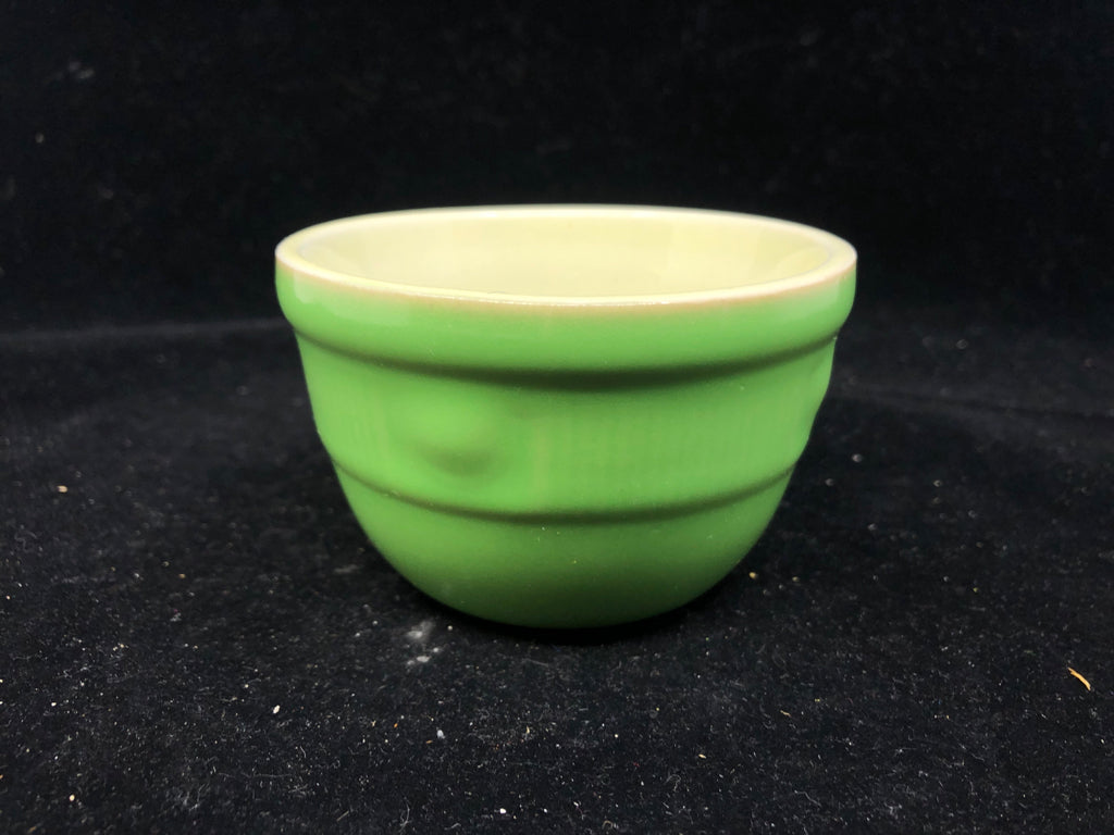 3 VTG GREEN SMALL BOWLS.