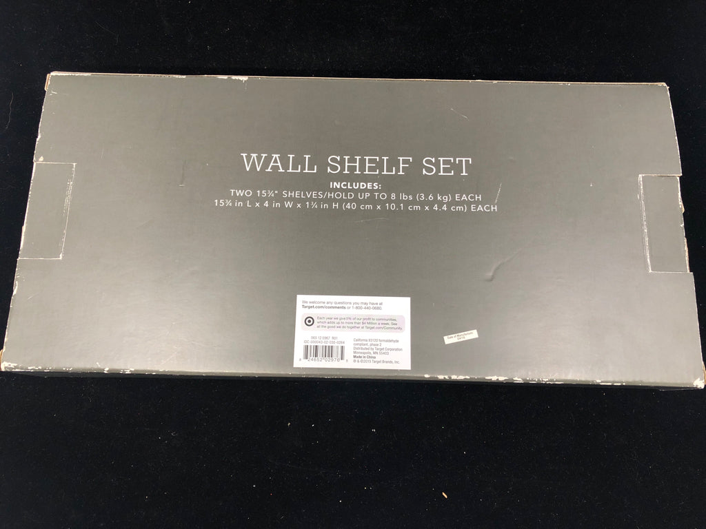 NIP THRESHOLD WALL SHELF SET.