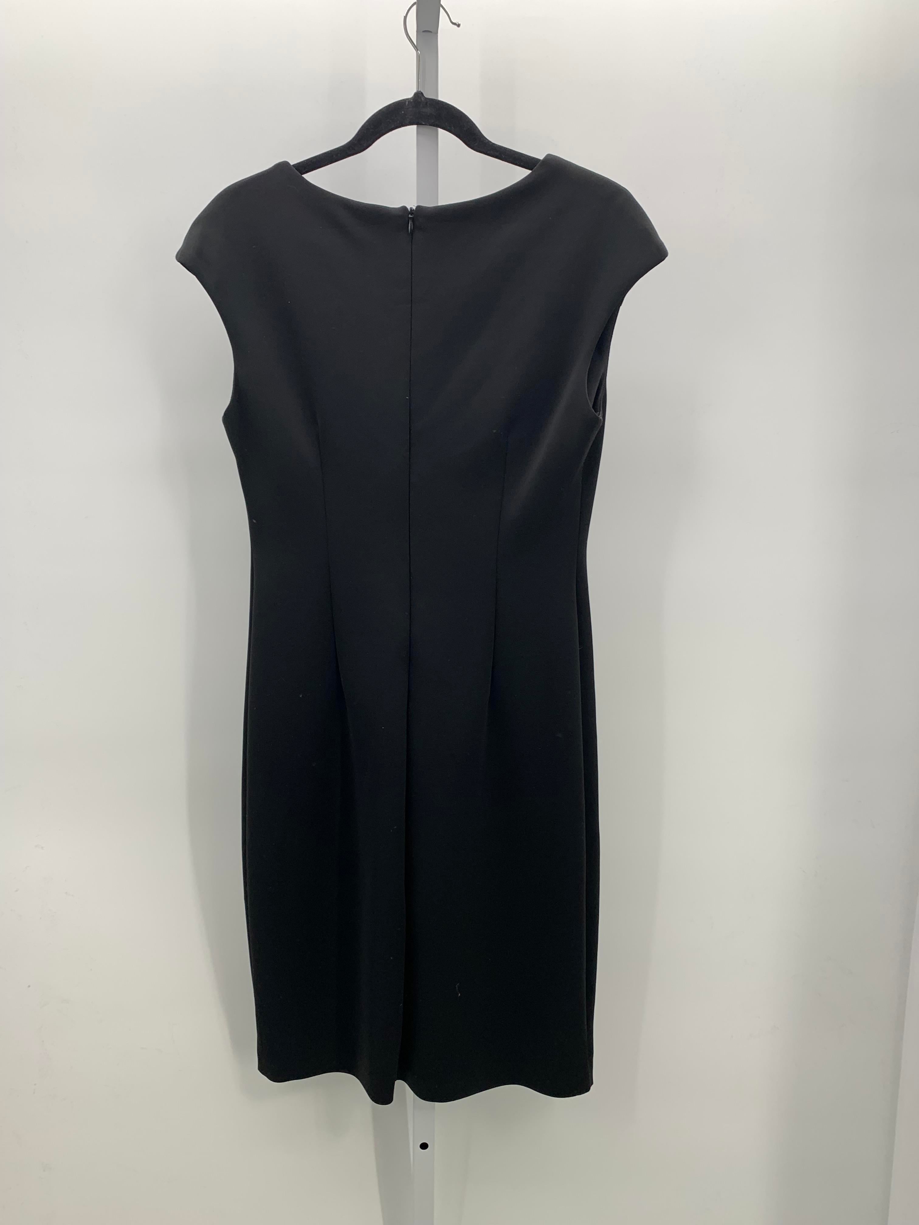 connected apparel Size 6 Misses Sleeveless Dress