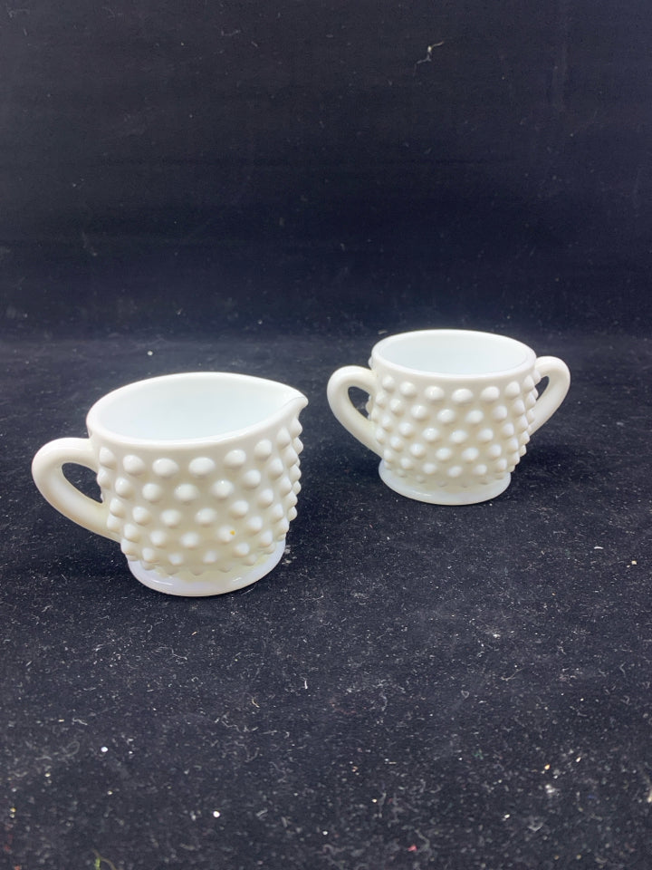 VTG WHITE HOBNAIL SUGAR & CREAMER.