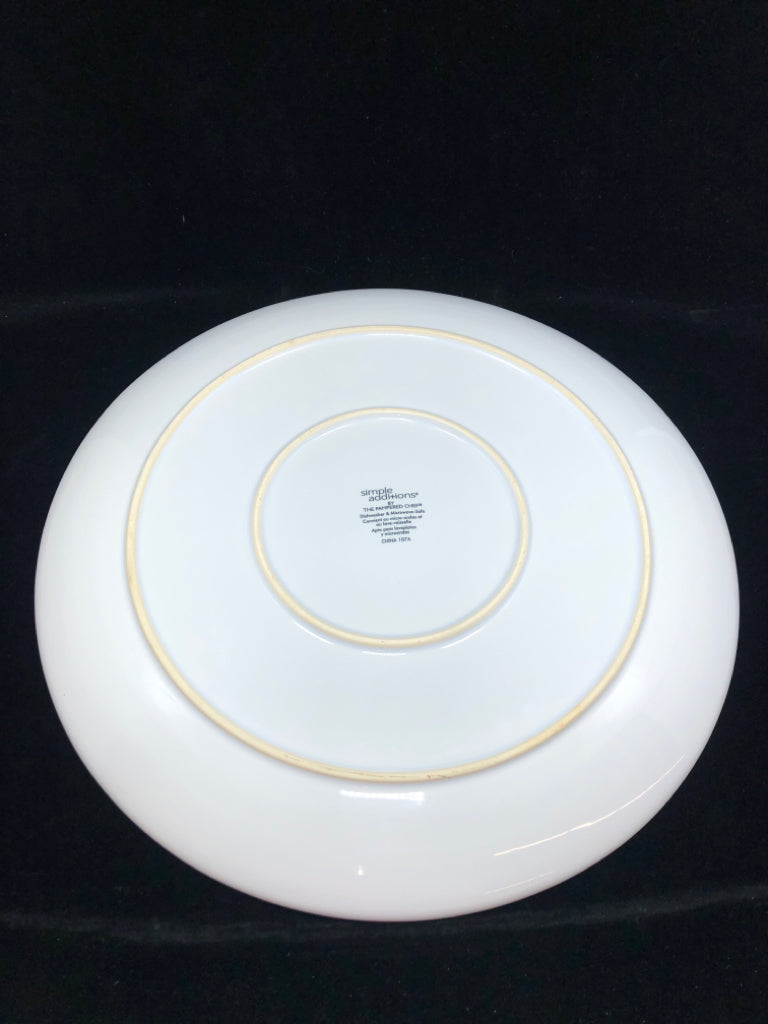 ROUND WHITE SERVING PLATTER.