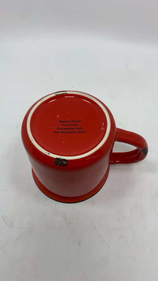 HAPPY CAMPER MUG.