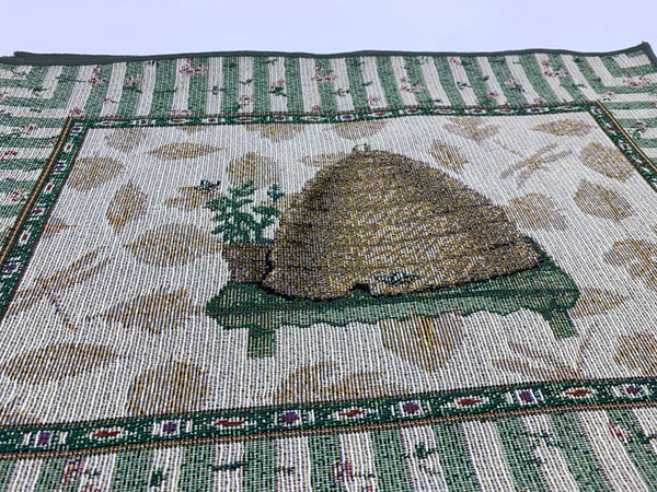 4 GREEN STRIPED BEEHIVE PLACE MATS.