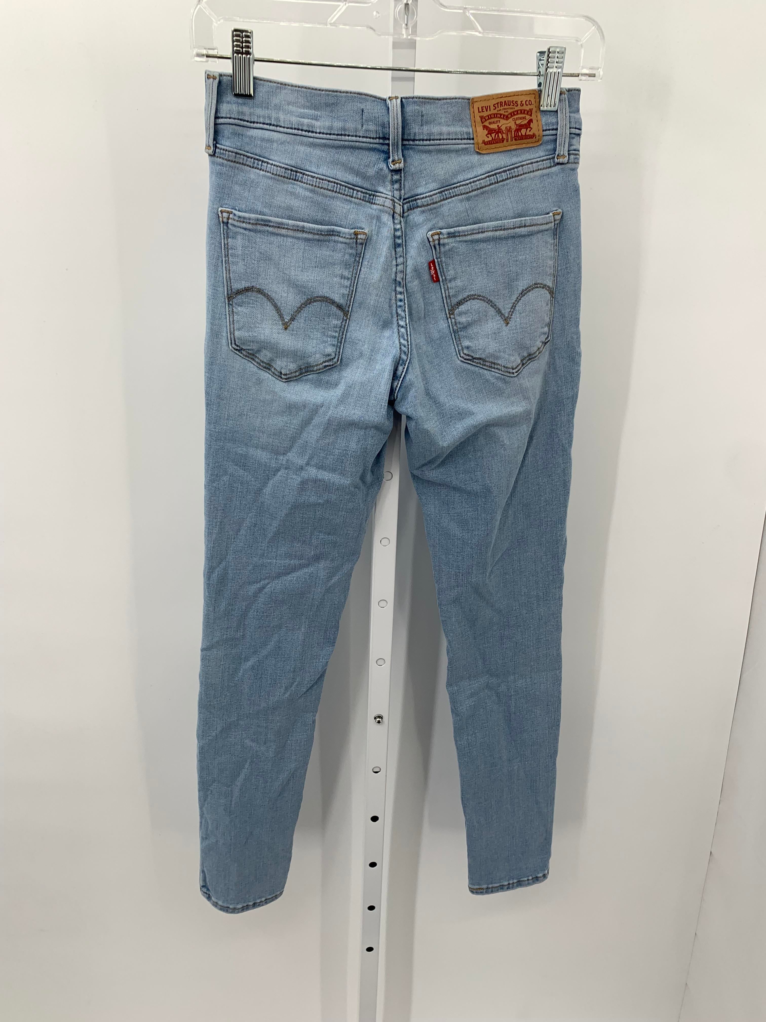 Levis Size 2 Misses Jeans