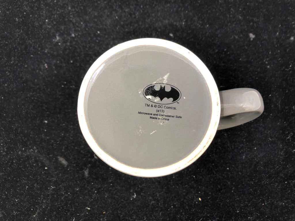 GREY BATMAN MUG.