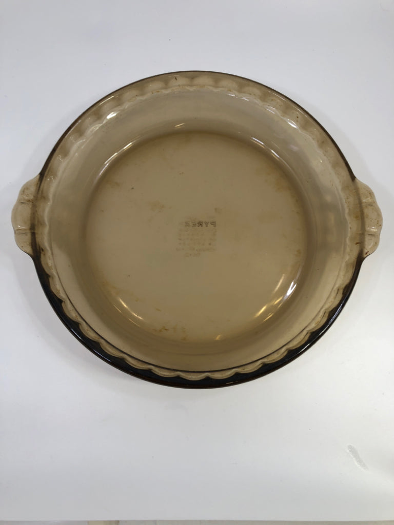 PYREX AMBER BROWN GLASS PIE DISH.
