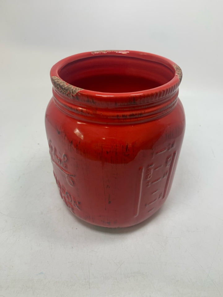 CERAMIC MASON JAR UTENSIL HOLDER.