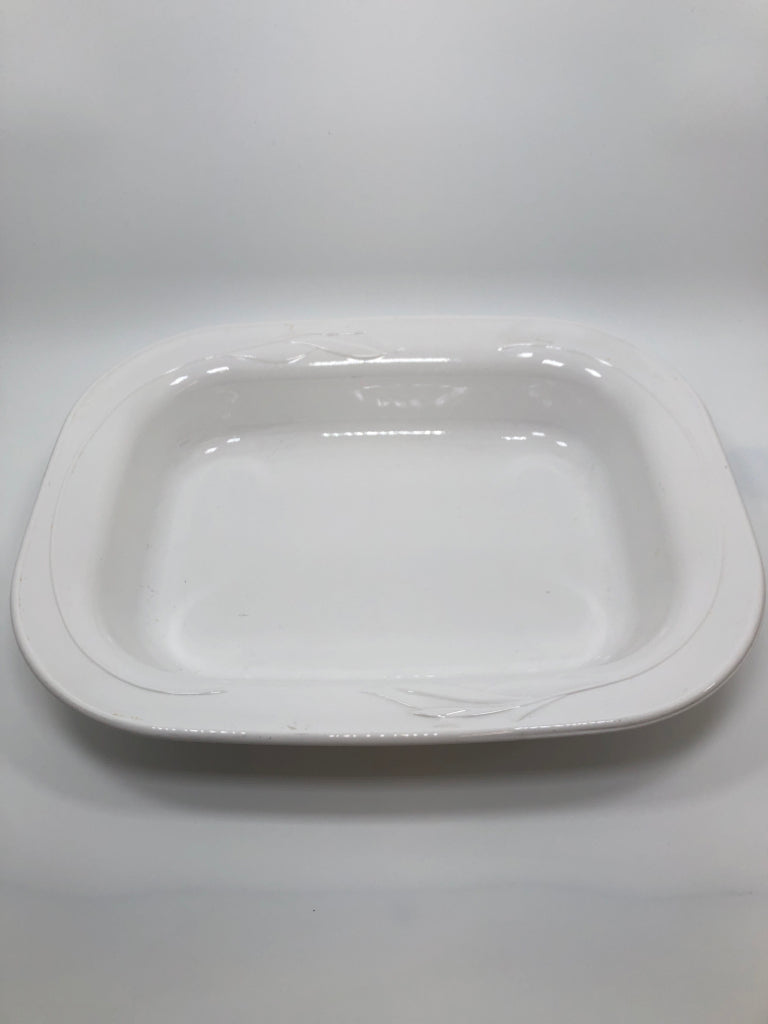 FLORA RECTANGULAR CASSEROLE DISH.