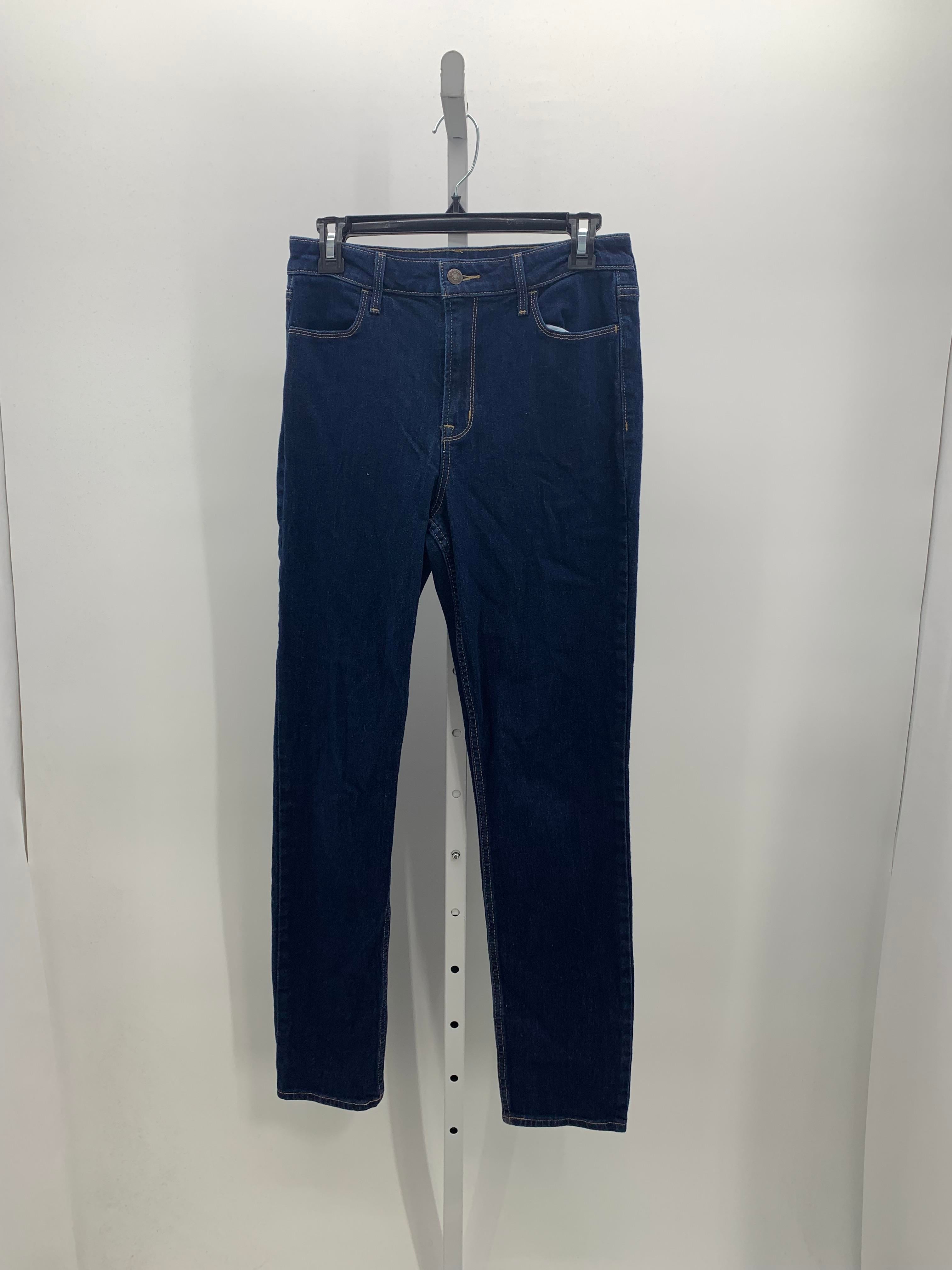 Old Navy Size 6 Tall Misses Jeans
