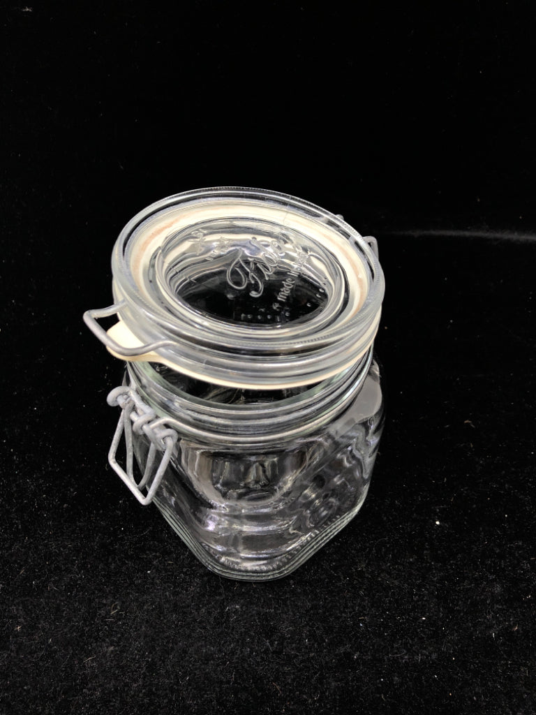 GLASS CONTAINER W/LATCH LID FIDO BORMIOLI ROCCO.