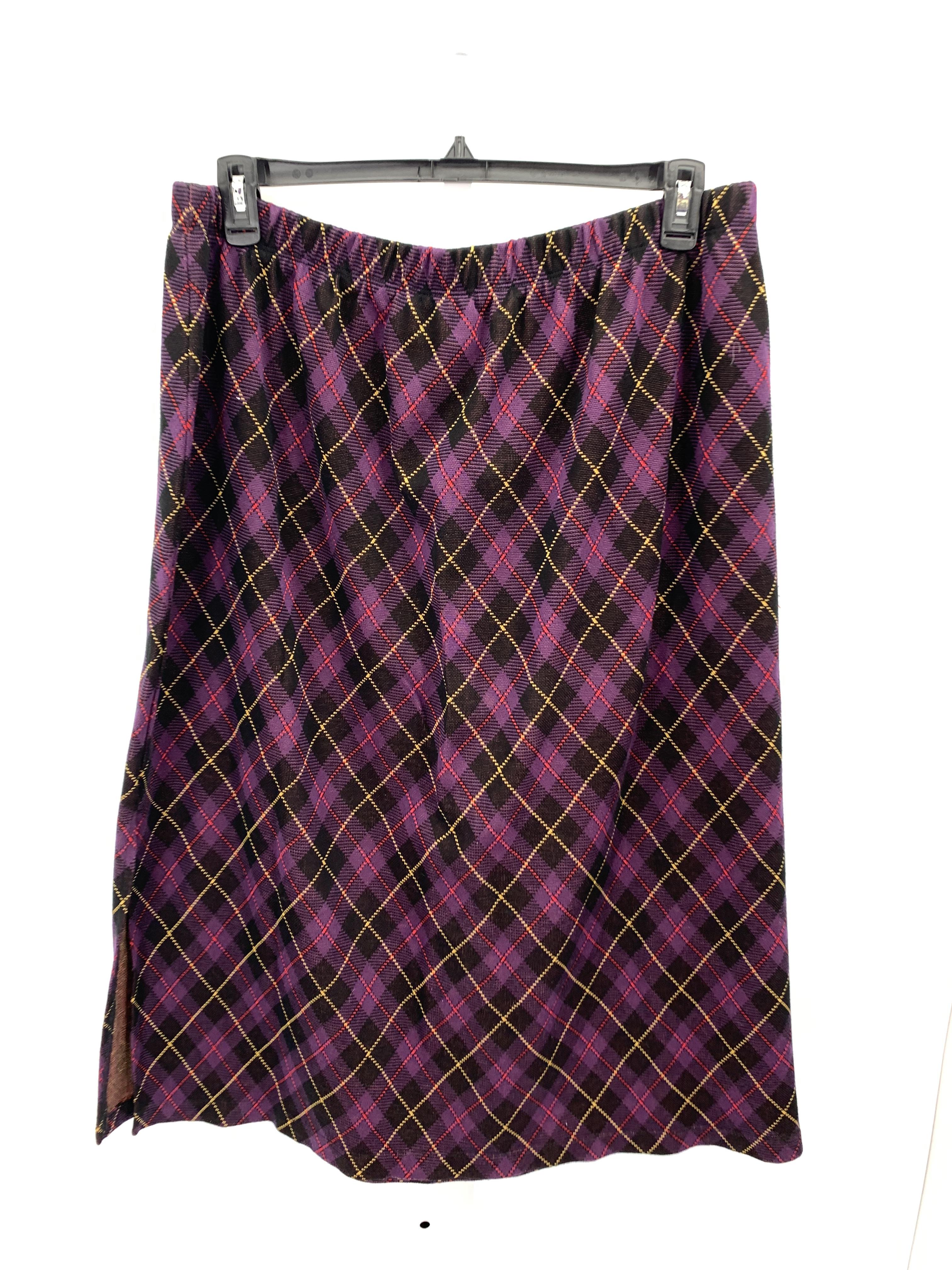 Maggie Barnes Size 2X Womens Skirt