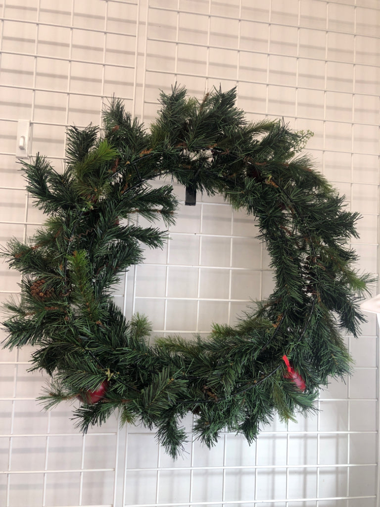 APPLE, PINECONE AND WINTER PIP WREATH.