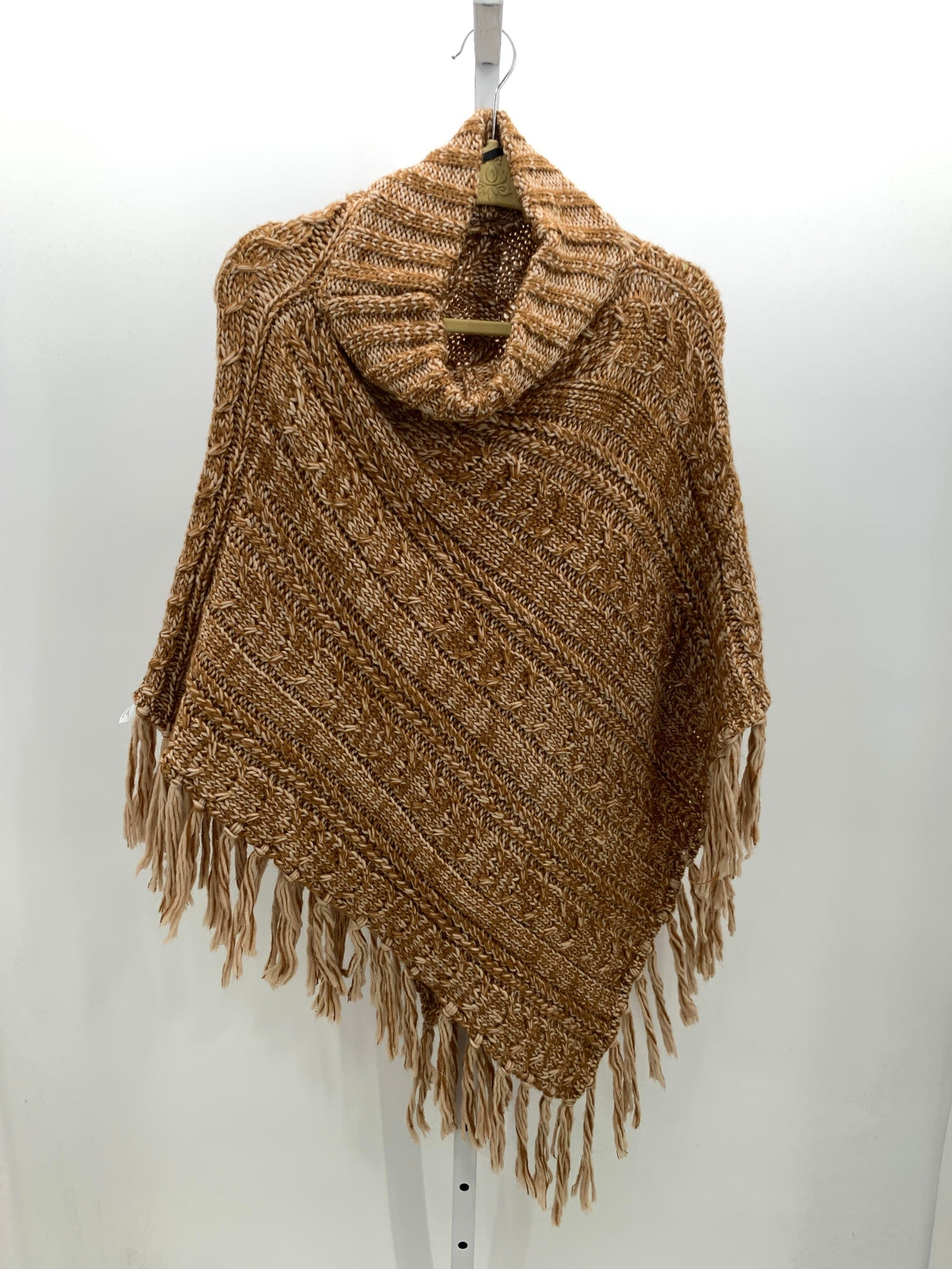 Time and Tru Size Medium Misses Poncho