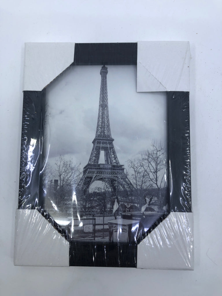 NIP BLACK PICTURE FRAME.