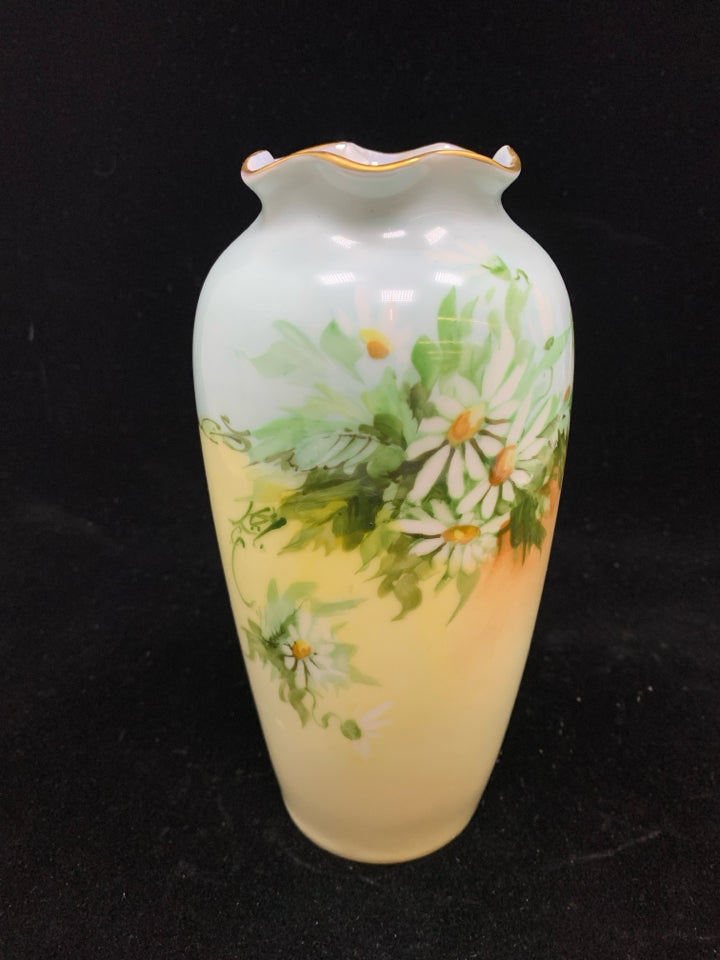VTG DAISY PAINTED VASE W/GOLD RUFFLED RIM- AUSTRIA.