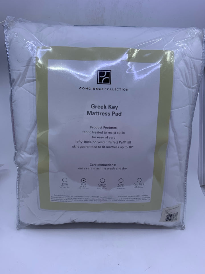 NIP GREEK KEY MATtRESS PAD - FULL.