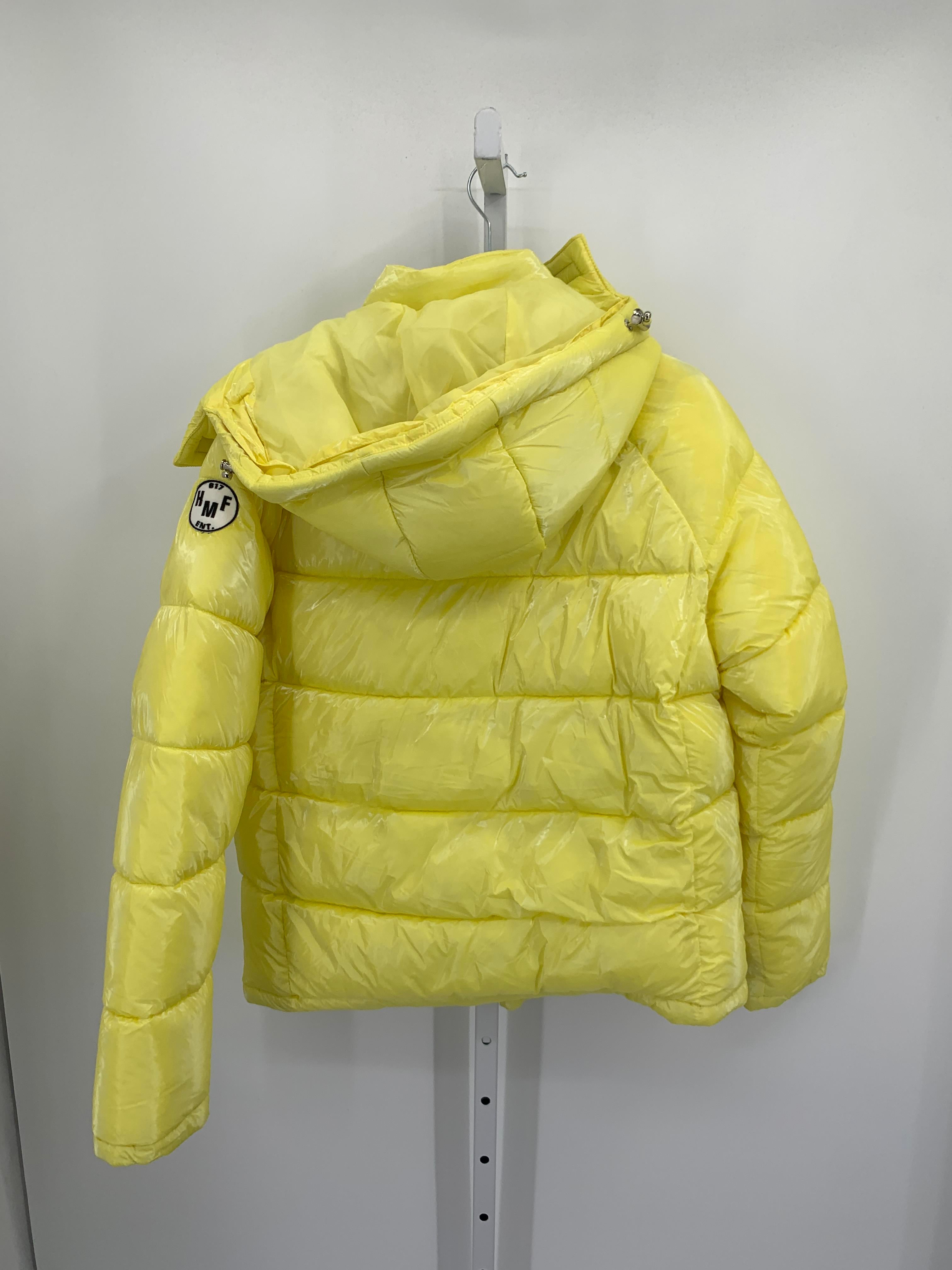 Size Medium Juniors Winter Coat