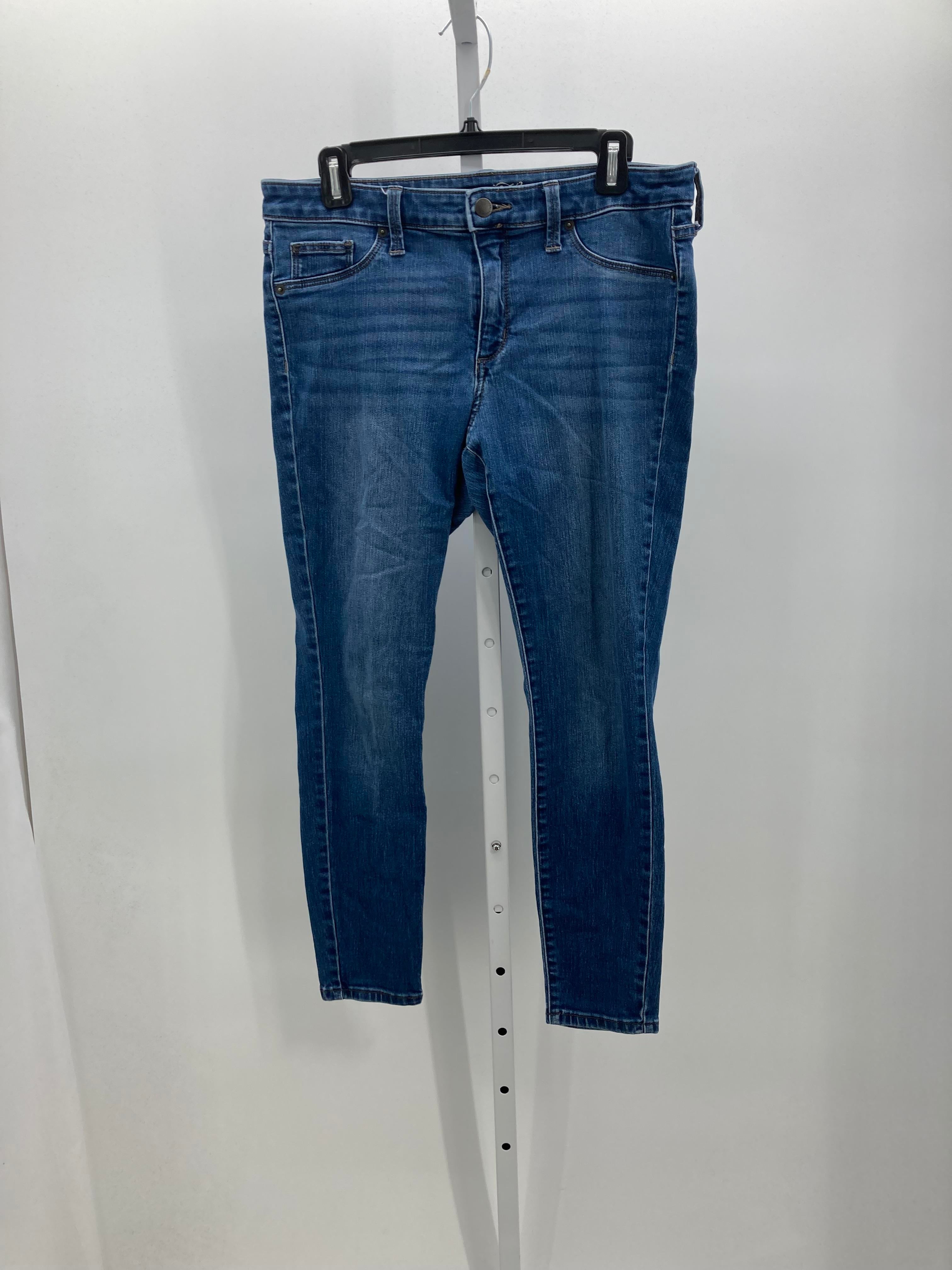 Universal Thread Size 10 Short Misses Jeans