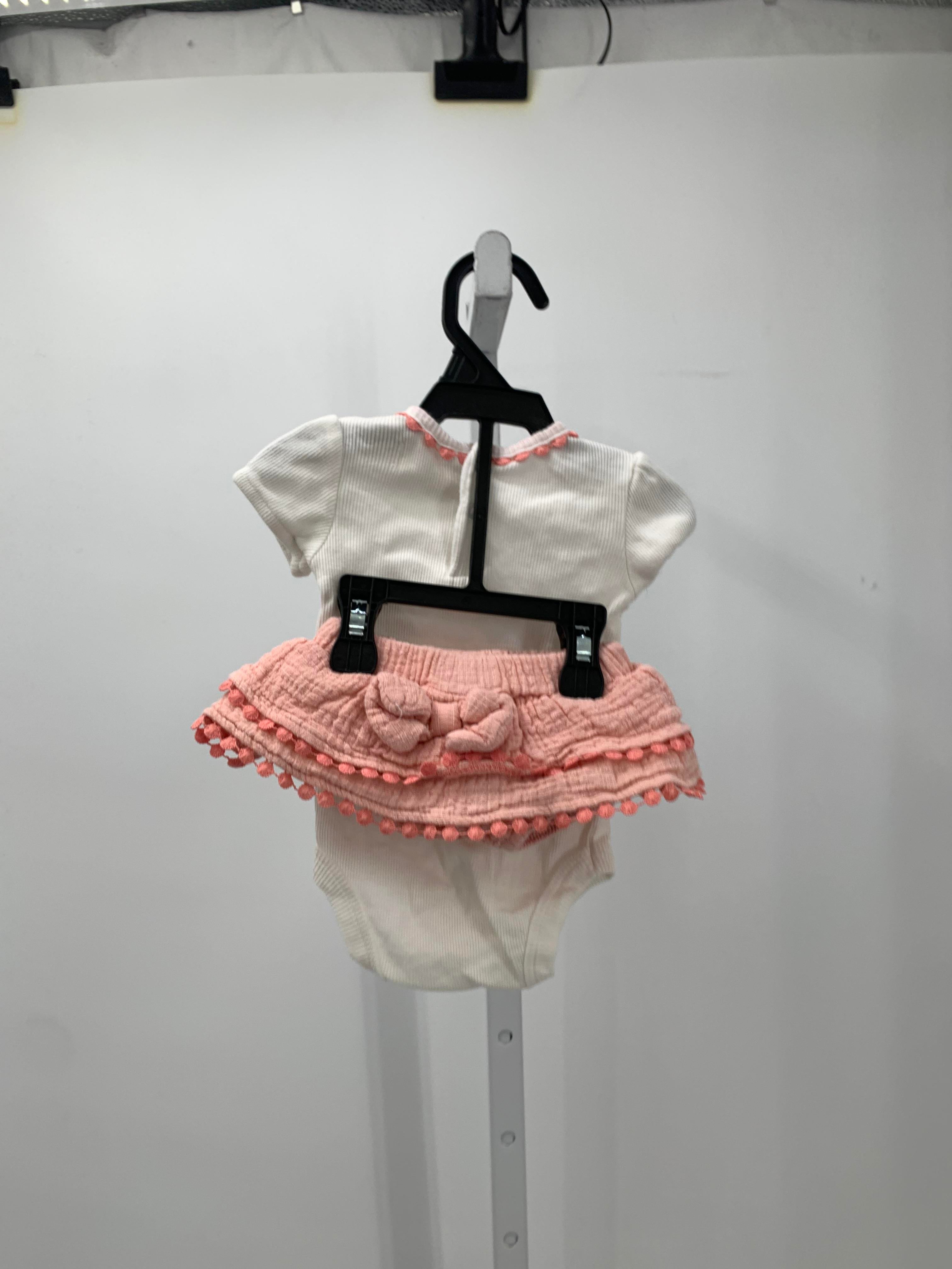 Rabbit + Bear Size 0-3 months Girls 2 Pieces