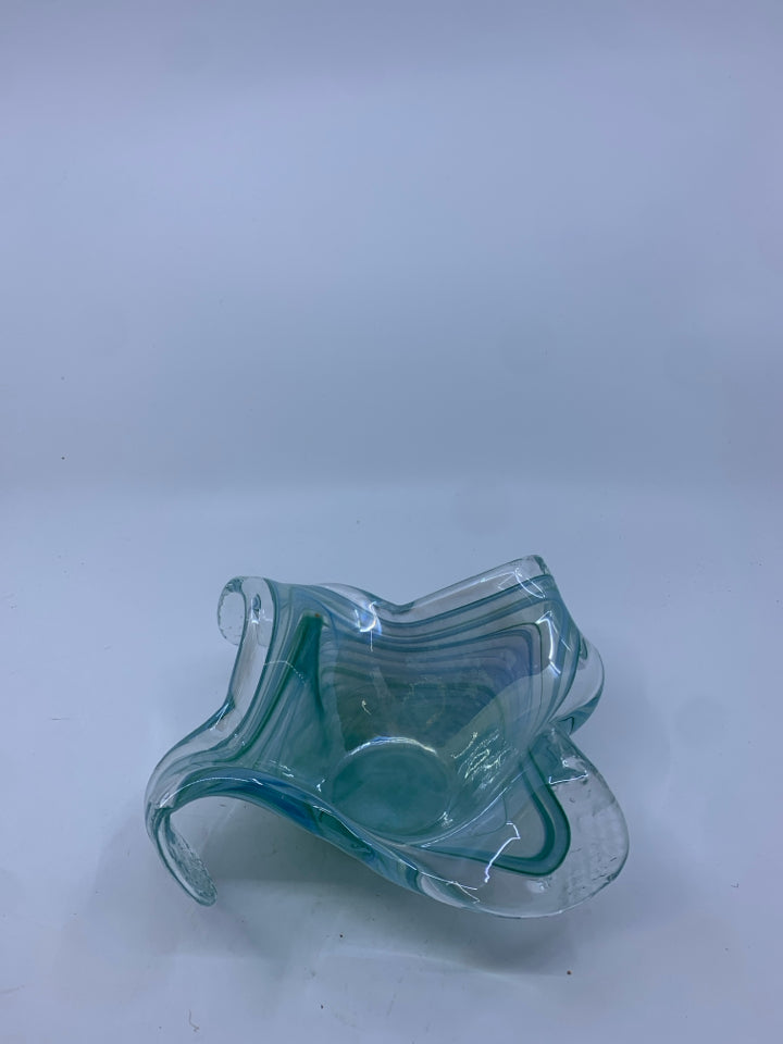 TEAL SWIRLED FLORAL SHAPED CANDY DISH.