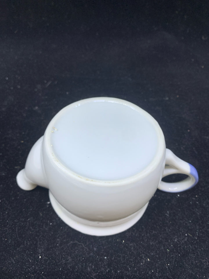 VTG BLUE AND WHITE EGG SEPERATER.