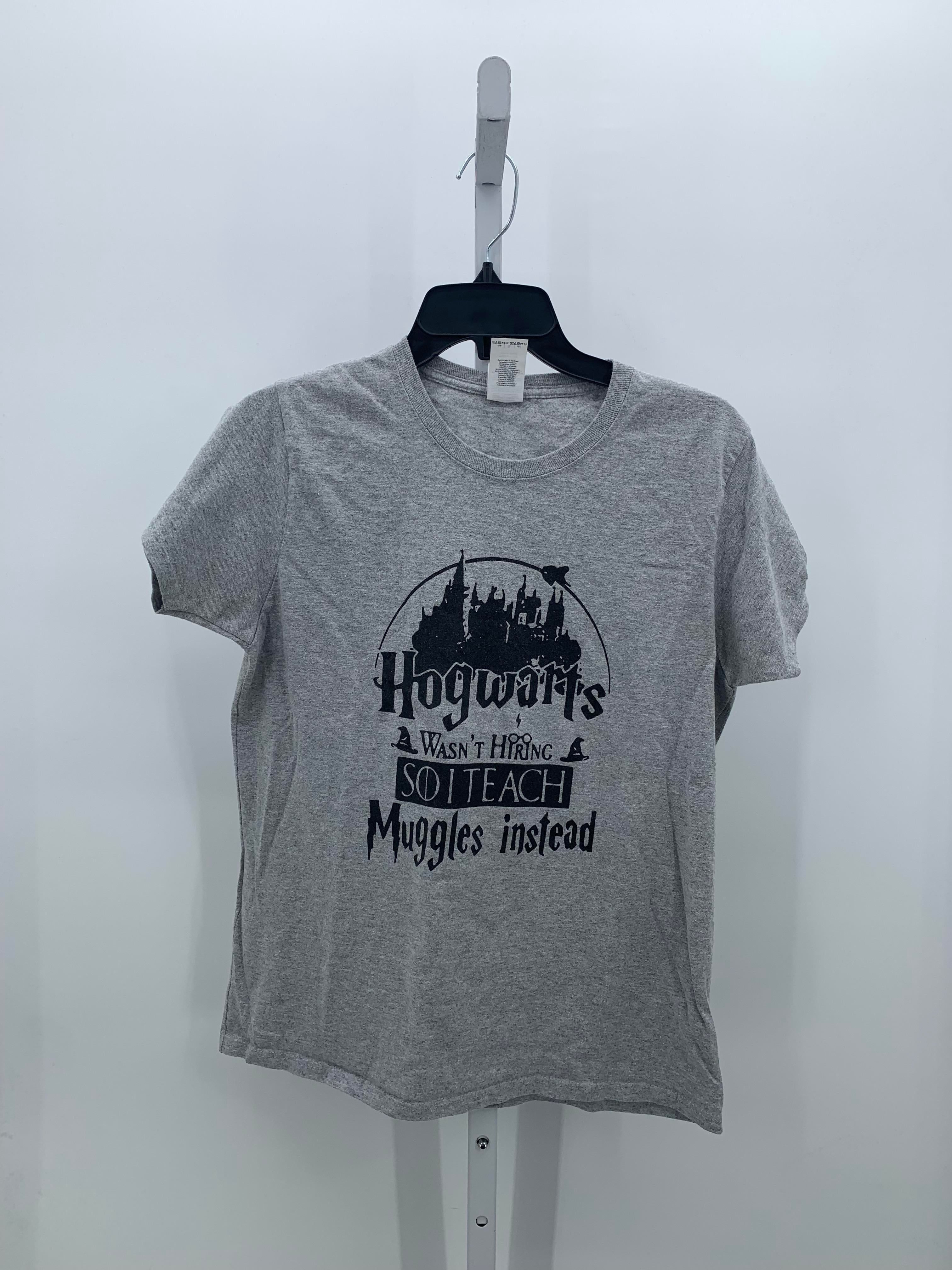 Gildan Size Medium Misses Short Sleeve Shirt