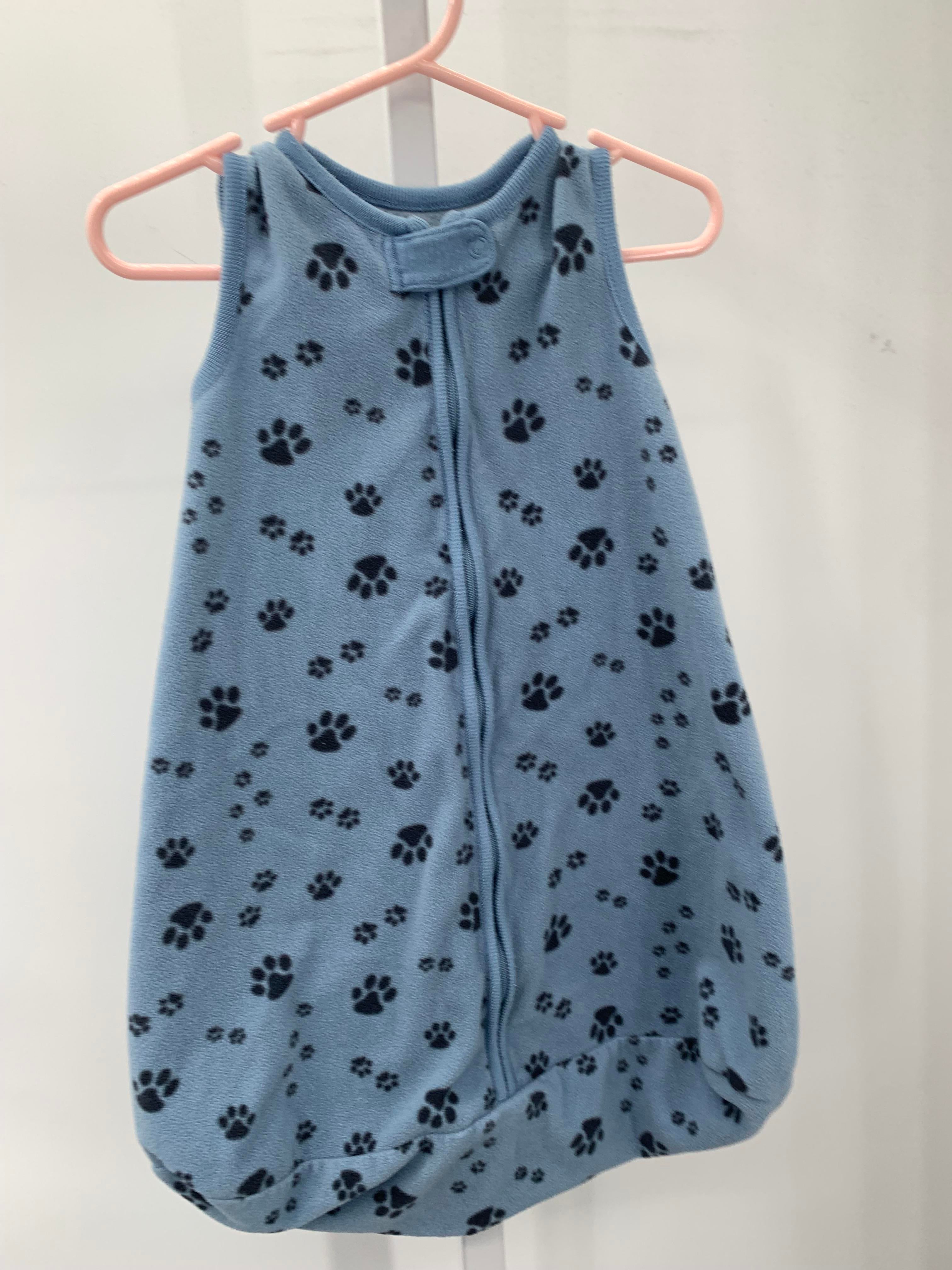 PAW PRINTS FLEECE