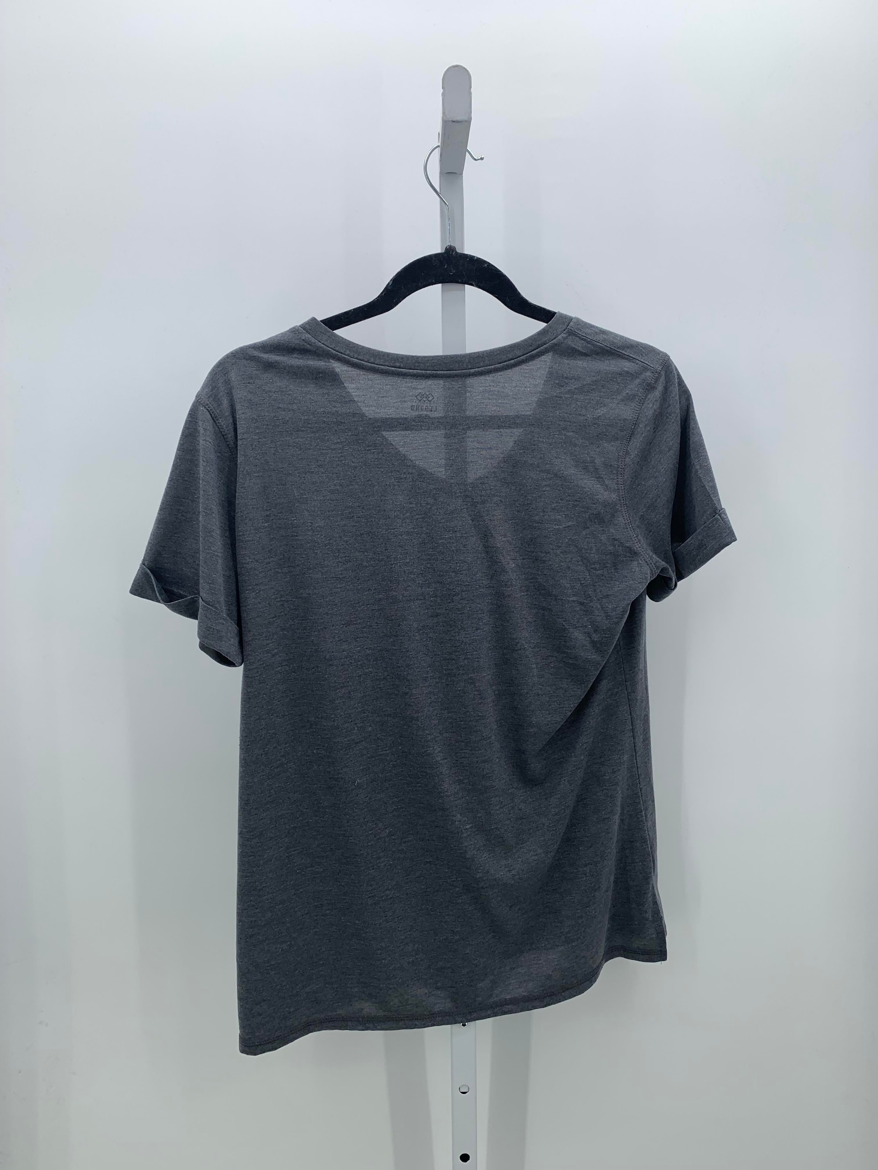 Size Medium Misses Short Sleeve Shirt