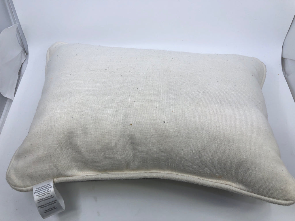 CREAM W SILVER ACCENTS RECTANGLE PILLOW.