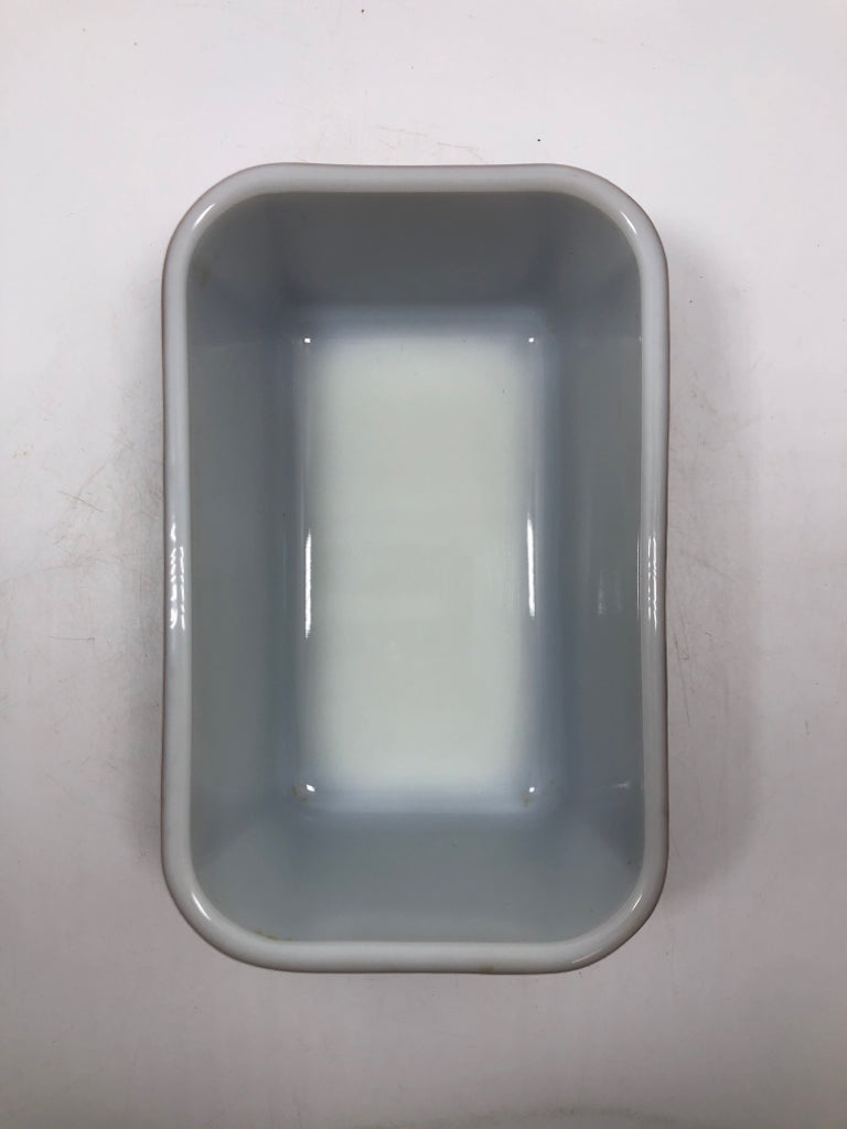VTG SM BROWN PYREX RECTANGLE DISH.