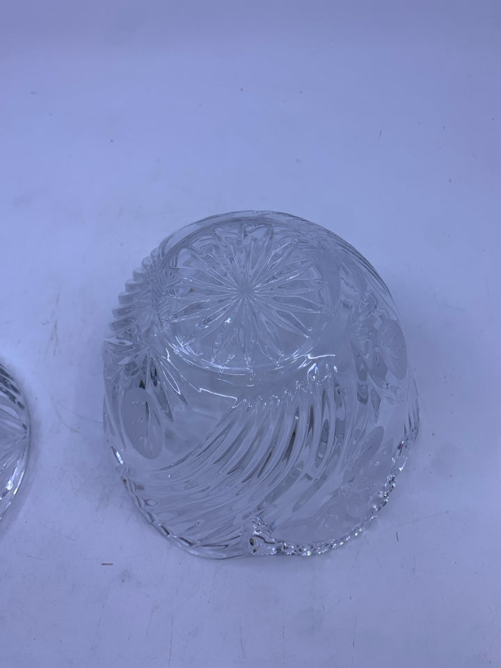 HEAVY CRYSTAL ETCHED FROSTED LEAVES CANDY DISH W/ LID.
