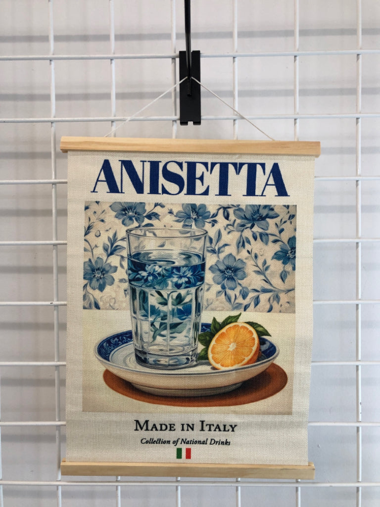 ROLL-UP ANISETTA TAPESTRY.