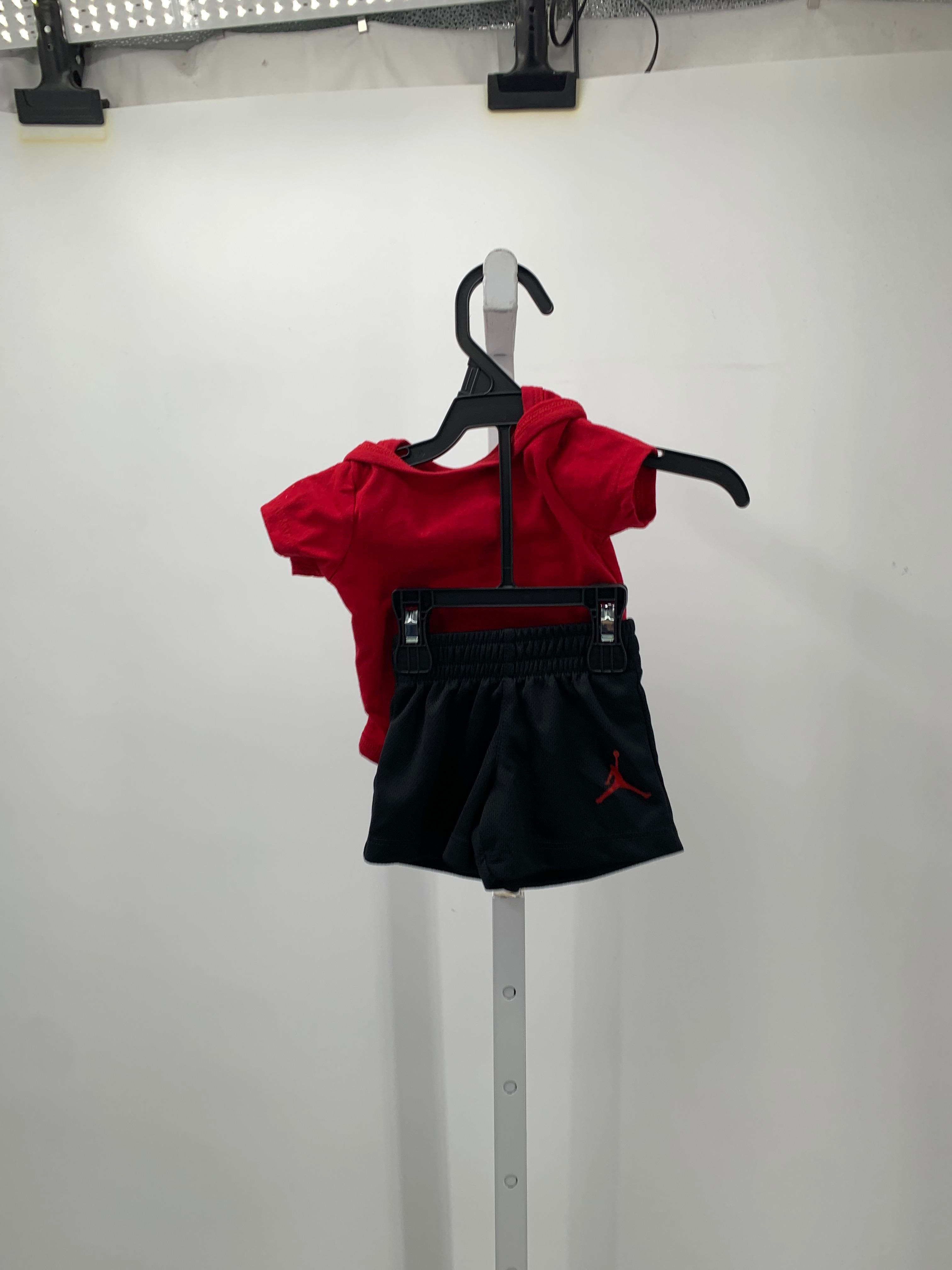 NIKE AIR SHIRT AND BLACK SHORTS