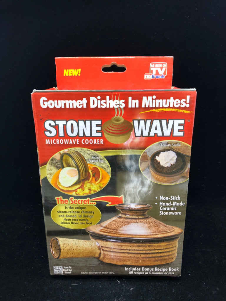 STONE WAVE MICROWAVE COOKER IN BOX.