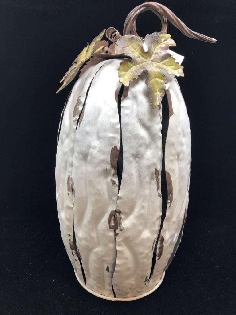 NWT WHITE METAL PUMPKIN DECOR.