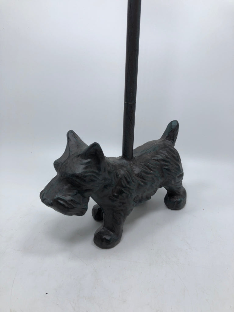 HEAVY METAL SCOTTIE DOG DOOR STOPPER.