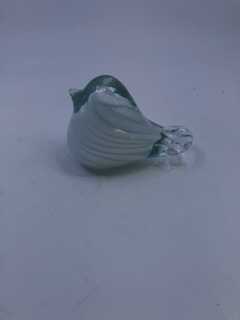 WHITE HEAVY PAPERWEIGHT BIRD.