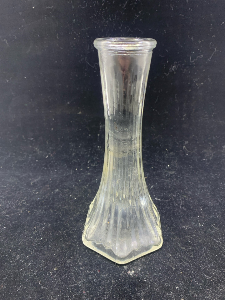 SKINNY RIBBED BUD VASE.