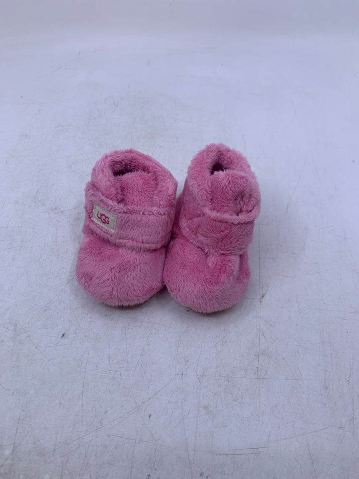 UGG Size 0-1 Soft Shoes