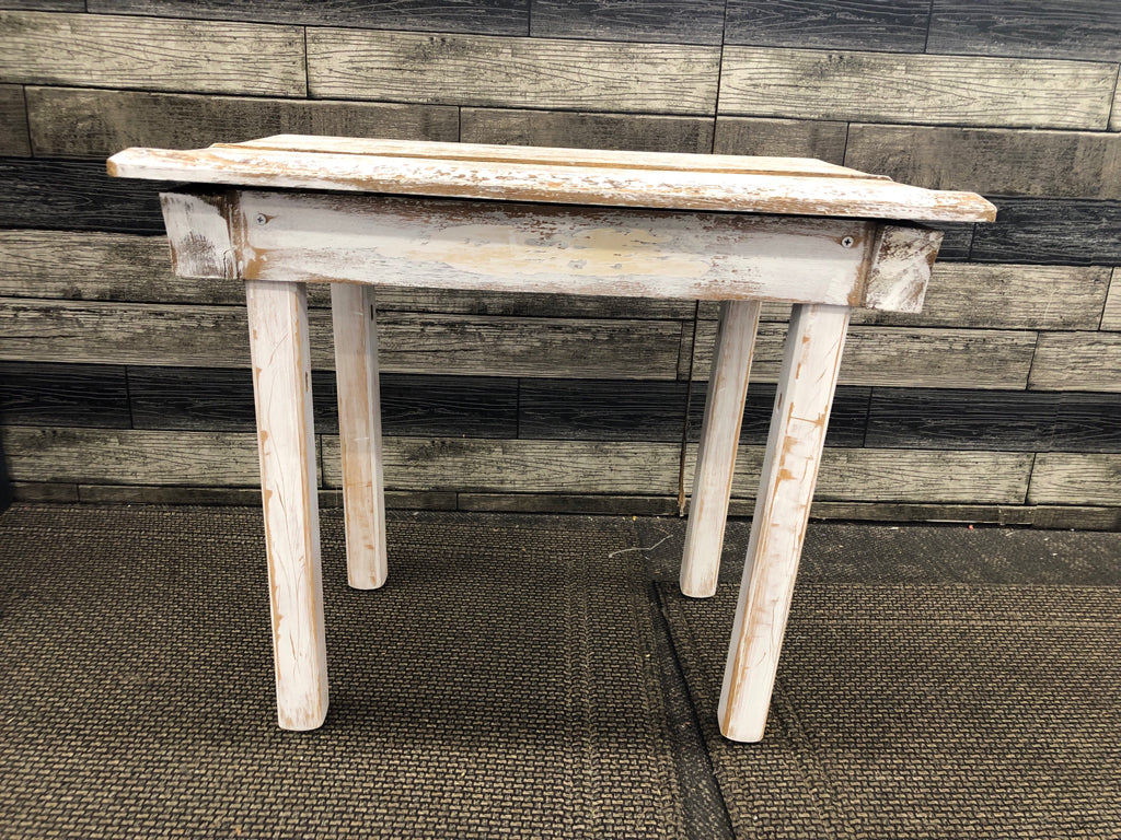 RUSTIC WHITE WOOD SIDE TABLE.