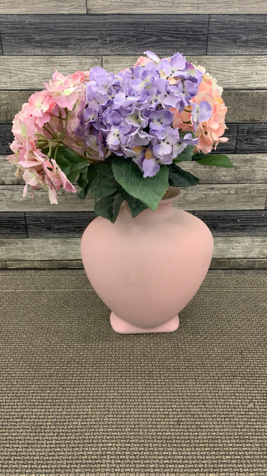 FAUX PINK HYDRANGEA IN LARGE PINK GLASS VASE.