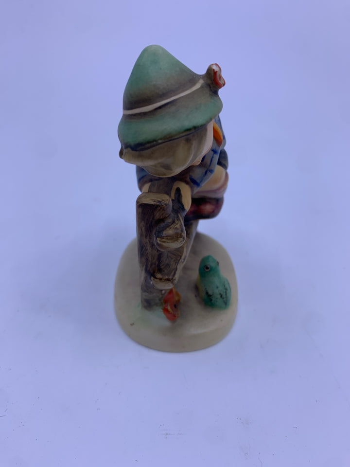 VTG HUMMEL BOY ON FENCE FIGURE.