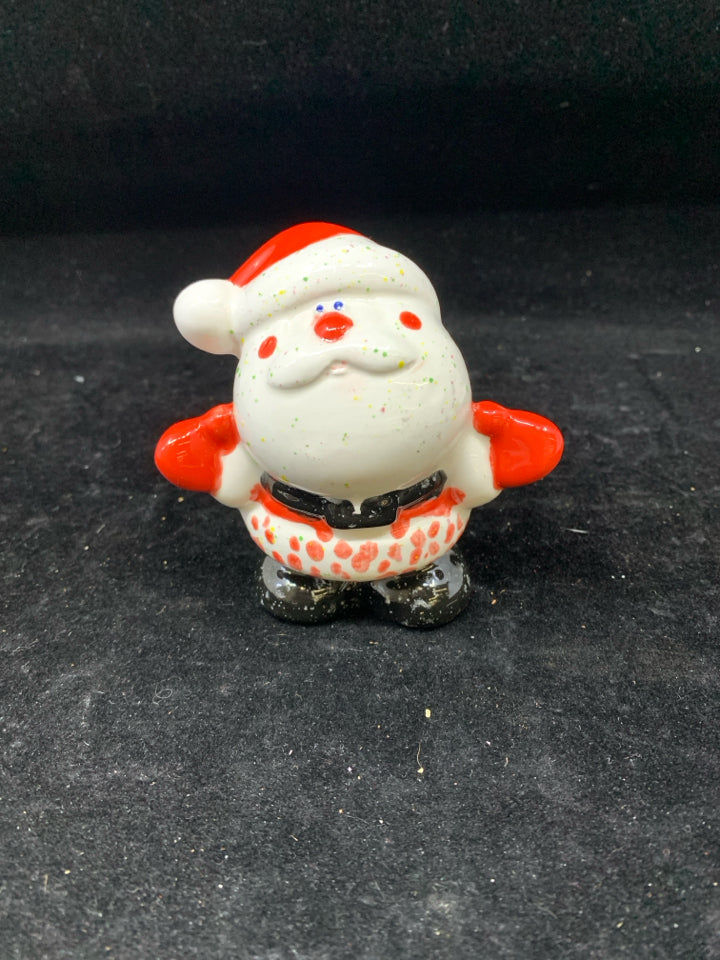 CERAMIC GLAZED SHORT SANTA.