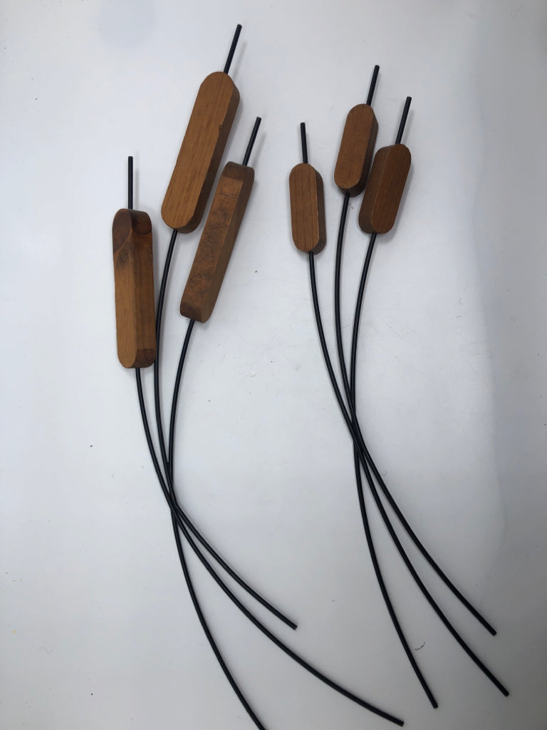 2PC WOODEN CAT TAIL SHAPES ON BLACK METAL STEM DECOR.