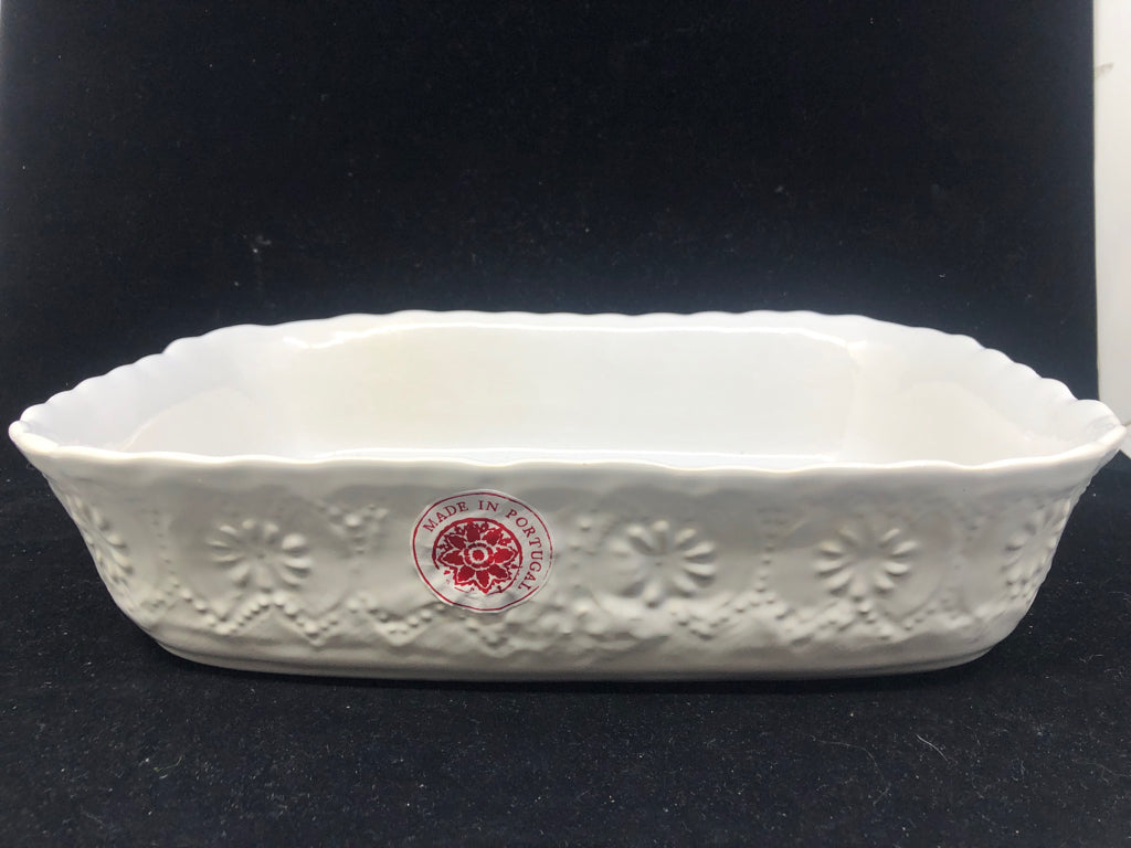 RECTANGLE FLORAL EMBOSSED DISH.