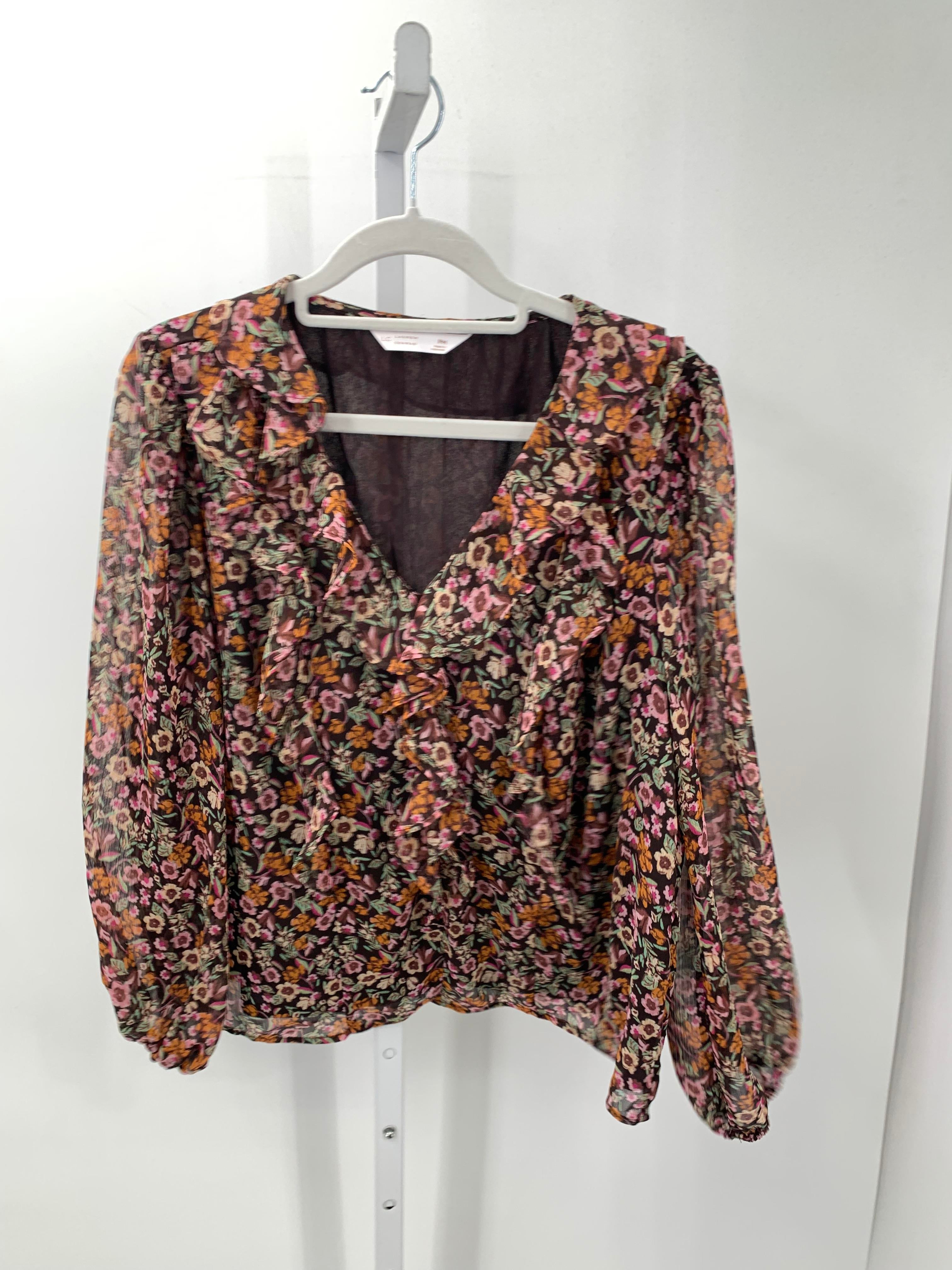 Lauren Conrad Size Medium Petite Petite Long Sleeve Shirt
