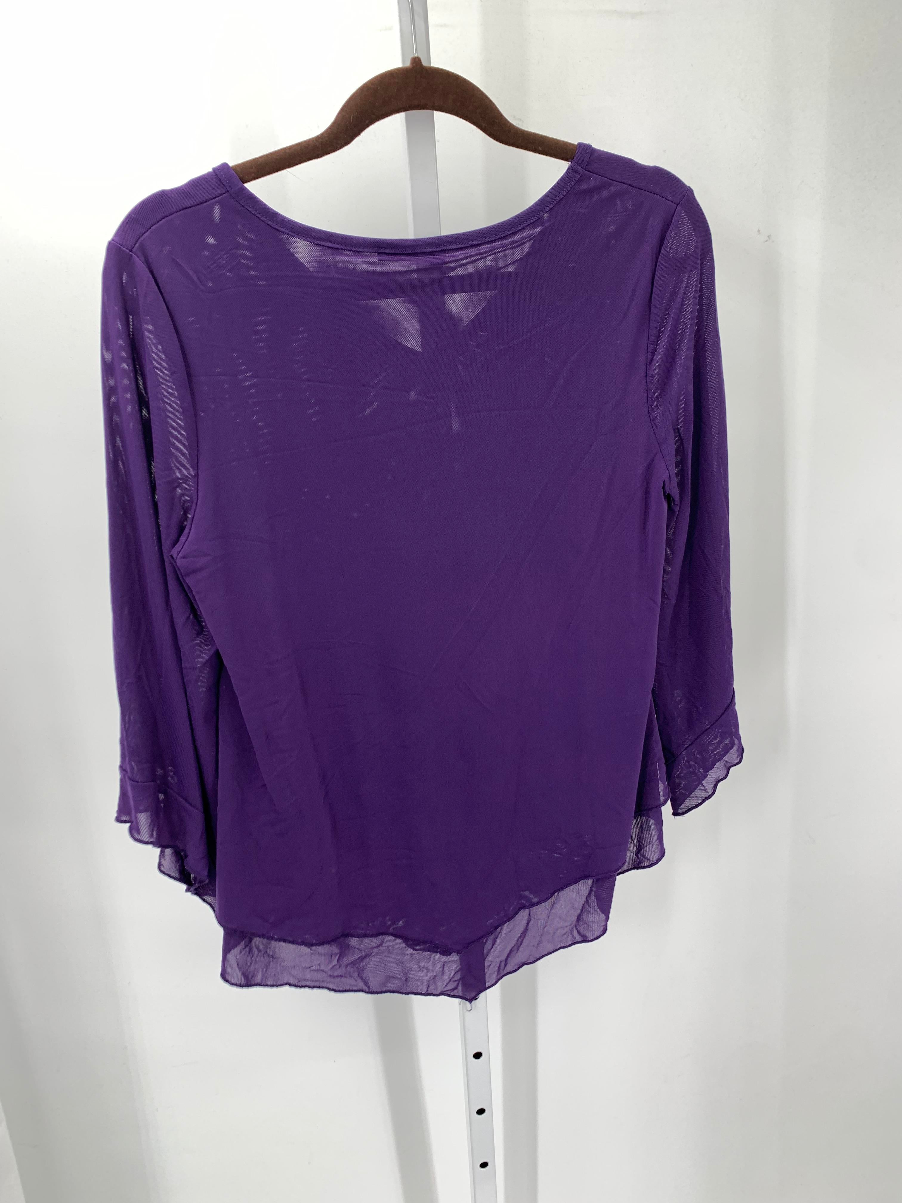 Size Medium Misses 3/4 Sleeve Shirt