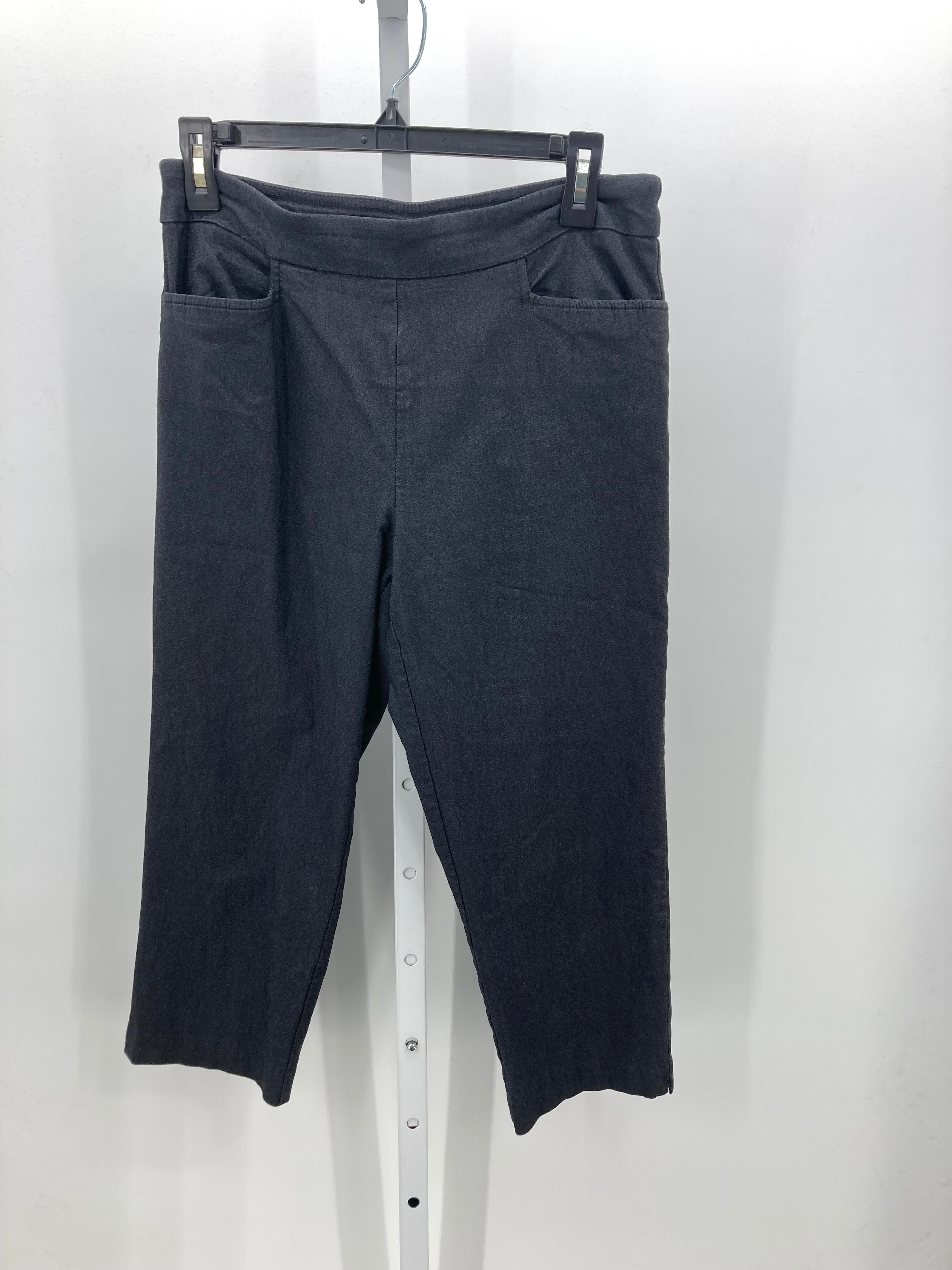 Time and Tru Size Medium Misses Capri Pants
