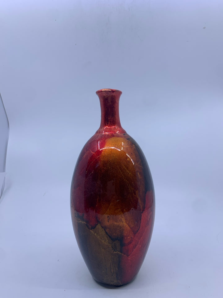 RED AND ORANGE SKINNY NECK VASE.